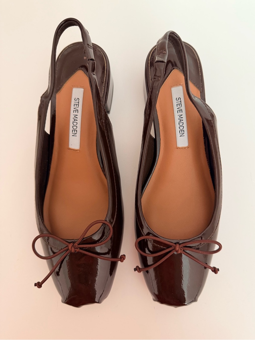 Steve Madden Dark Brown Patent Slingback Ballet Flats with Bow. Size 6